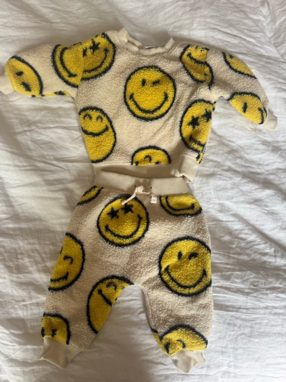 GAP Cream Sherpa Pullover with Yellow Smiley Face
